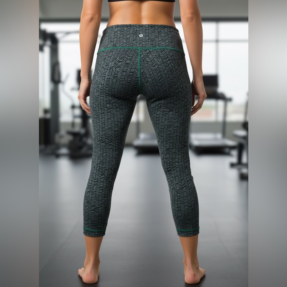 Lululemon Wunder Under Under Crop Spacebone Sea Mist Deep
Green
